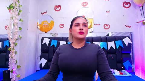 Carolina online show from September 2025 03:10:02 AM