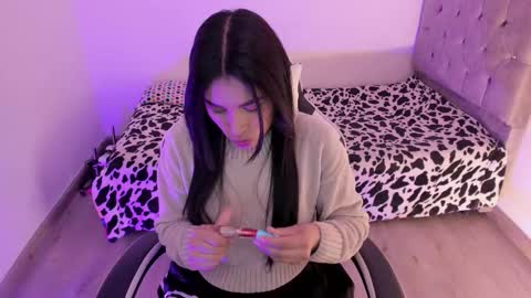 caelisse_cb online show from November 2025 01:00:02 PM