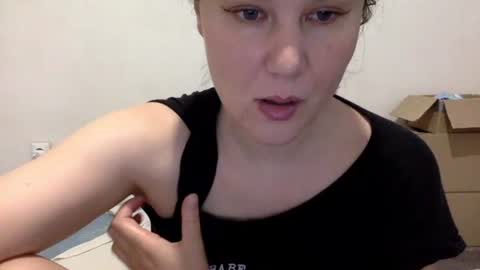 Snapshot of caffeinated_lamb chatting on May 2026 05:54:02 PM Lamb online show from May 2026 05:54:02 PM