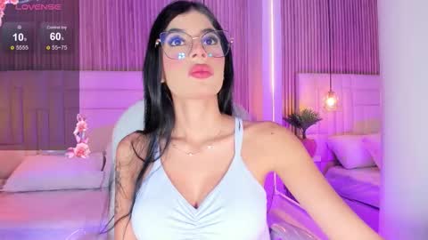 Caitlyn  online show from January 2026 11:36:01 AM