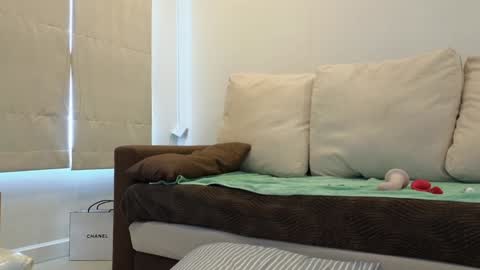 Call Me Linda online show from January 2025 03:29:01 AM