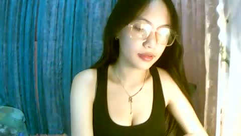 Freya online show from October 2025 03:03:02 AM