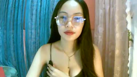 Freya online show from October 2025 05:06:02 AM