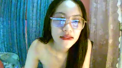 Freya online show from October 2025 02:42:02 AM