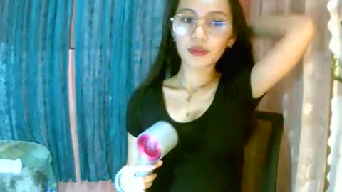 Freya online show from October 2025 05:18:01 AM
