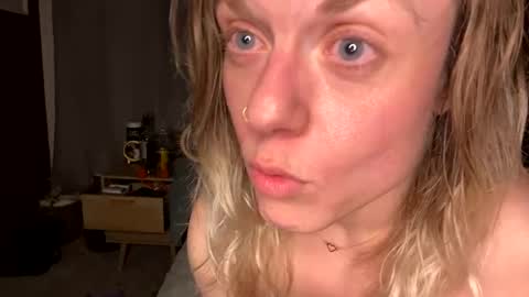 callmeagoodgirlplease online show from January 2025 02:04:02 AM