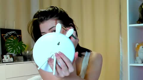 Frida online show from December 2024 08:44:02 AM