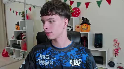 Hey I am Calvin  online show from March 2025 07:05:01 PM