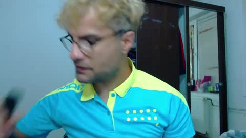 Snapshot of calvinjohnlad chatting on February 2025 05:53:02 PM Calvinjohnlad online show from February 2025 05:53:02 PM