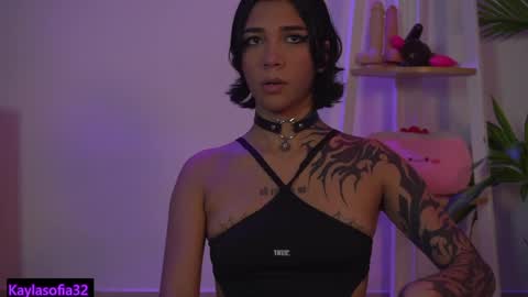 Snapshot of calypso_and_ge1 chatting on January 2025 04:07:01 PM Calypso and Kayla online show from January 2025 04:07:01 PM