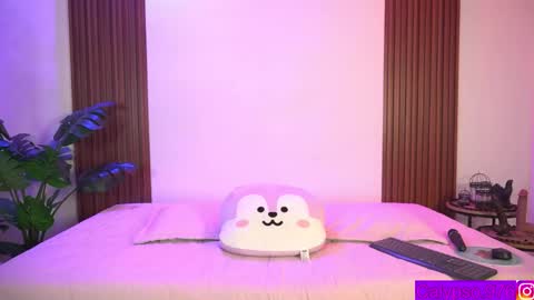 Snapshot of calypso_and_ge1 chatting on October 2025 01:25:02 AM Calypso and Kayla online show from October 2025 01:25:02 AM