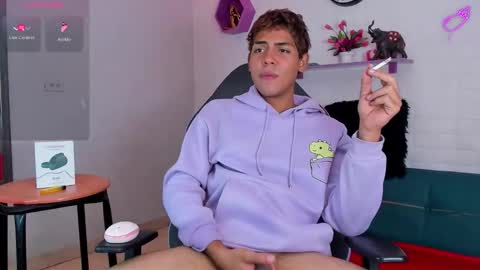 cam_sexyboy online show from October 2025 02:45:02 AM
