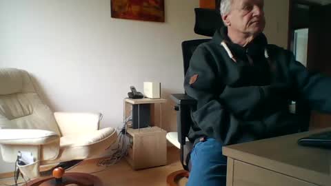 camcologne online show from February 2025 02:16:01 PM