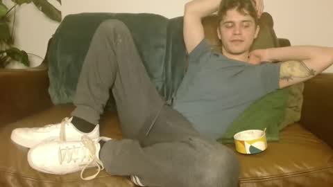 Snapshot of camdoattitude chatting on January 2025 08:03:02 PM CamDoAttitude online show from January 2025 08:03:02 PM