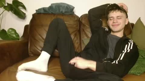 Snapshot of camdoattitude chatting on January 2025 08:11:01 PM CamDoAttitude online show from January 2025 08:11:01 PM