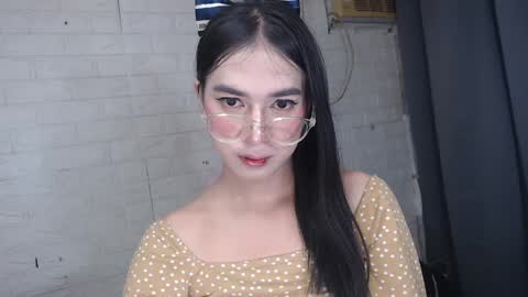 Snapshot of camela_star chatting on February 2025 02:38:01 AM camela_star online show from February 2025 02:38:01 AM