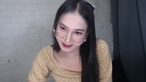 Snapshot of camela_star chatting on February 2025 10:49:02 PM camela_star online show from February 2025 10:49:02 PM