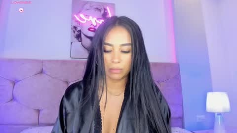 Snapshot of cameliaa_smiith chatting on December 2024 06:04:02 AM Camelia Smith online show from December 2024 06:04:02 AM