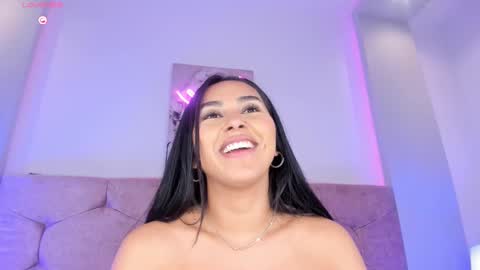 Snapshot of cameliaa_smiith chatting on December 2024 10:45:02 AM Camelia Smith online show from December 2024 10:45:02 AM