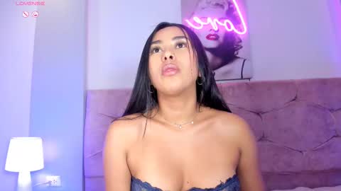 Snapshot of cameliaa_smiith chatting on February 2025 09:55:02 AM Camelia Smith online show from February 2025 09:55:02 AM