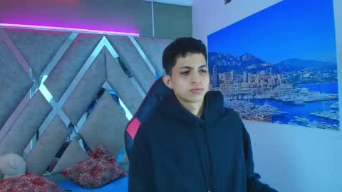 Snapshot of cameron_lux4 chatting on April 2026 03:31:02 AM CAMERON online show from April 2026 03:31:02 AM