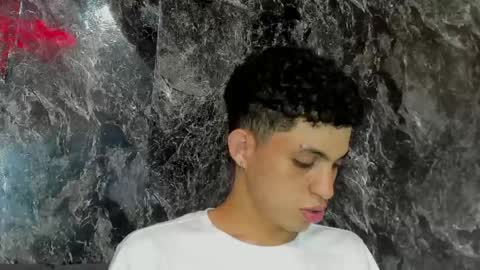 Snapshot of cameron_lux4 chatting on May 2026 03:34:01 AM CAMERON online show from May 2026 03:34:01 AM
