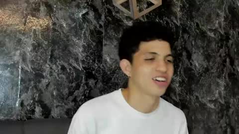 Snapshot of cameron_lux4 chatting on May 2026 03:47:02 AM CAMERON online show from May 2026 03:47:02 AM