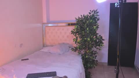 cami_betancurt online show from January 2026 03:54:01 AM