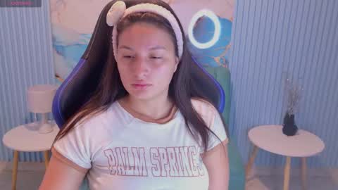 Cami  online show from January 2026 12:21:01 PM