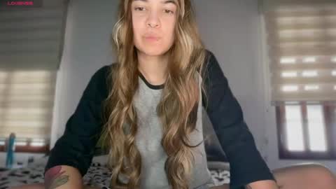 Snapshot of camii19y chatting on April 2026 09:17:01 PM camii19y online show from April 2026 09:17:01 PM