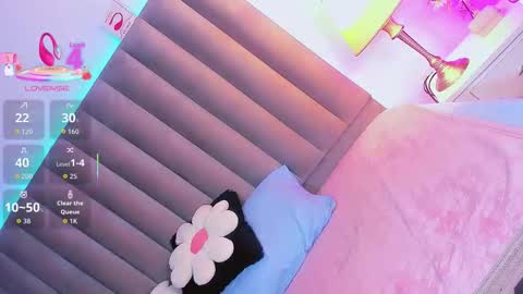Snapshot of camiigarcia_ chatting on October 2025 10:06:02 PM CamiiGarcia  online show from October 2025 10:06:02 PM