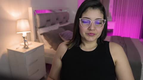 Camila buitrago online show from January 2025 01:58:02 AM