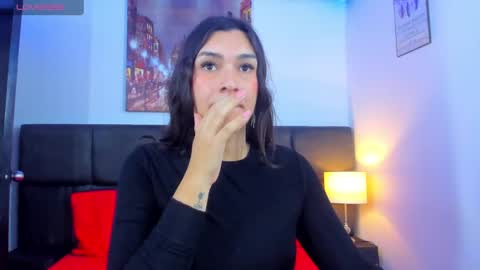 Snapshot of camila_coxx chatting on January 2025 06:02:01 AM s online show from January 2025 06:02:01 AM