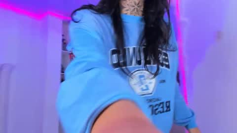  s online show from October 2025 05:26:02 AM