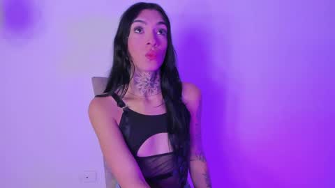 Snapshot of camila_coxx chatting on June 2026 03:44:01 AM s online show from June 2026 03:44:01 AM