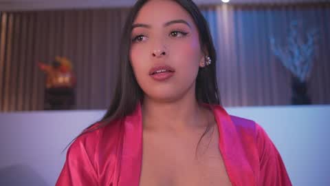 Snapshot of camila_dupont chatting on May 2026 04:18:01 AM Camila online show from May 2026 04:18:01 AM