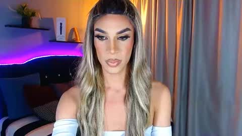 Camila online show from January 2025 03:37:01 AM