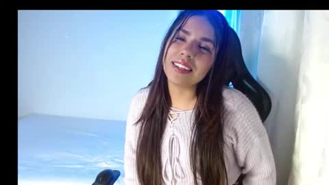 Snapshot of camilaa_velez chatting on October 2025 05:59:02 AM Camila velez online show from October 2025 05:59:02 AM