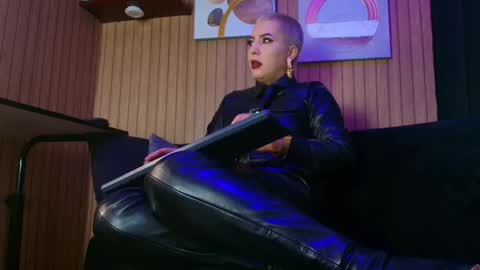    online show from February 2026 08:18:02 AM