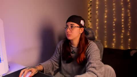 Snapshot of camilaalee chatting on October 2025 02:37:02 AM CAMILAA LEE online show from October 2025 02:37:02 AM