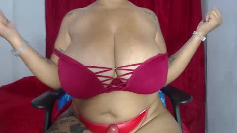 Snapshot of camilabbxc chatting on February 2025 10:01:01 PM camila online show from February 2025 10:01:01 PM