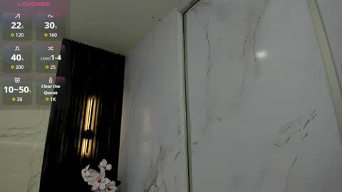 Camila  online show from November 2025 11:11:01 AM