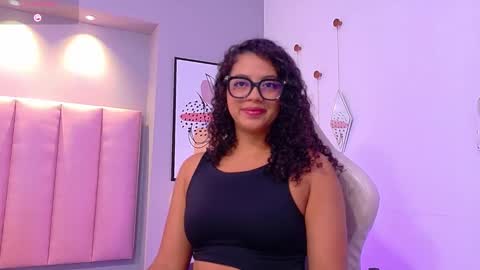 Camila online show from November 2025 12:06:01 PM