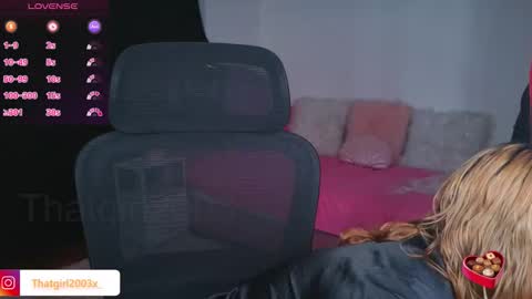 camilamarsh online show from November 2025 06:41:02 PM