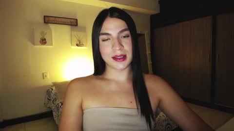 X IGcamiryan01 online show from December 2024 11:56:02 PM