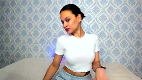 camilla_williamsss online show from October 2025 10:07:02 PM