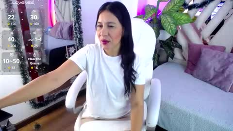 Camille online show from December 2025 10:44:02 AM