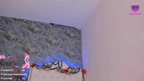 C A M I L L E N    Help me get to the top online show from December 2024 11:48:01 AM