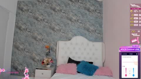 C A M I L L E N    Help me get to the top online show from January 2025 11:07:01 PM