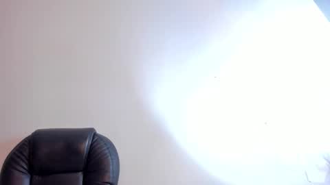 C A M I L L E N    Help me get to the top online show from January 2025 10:35:02 PM